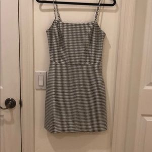 Wilfred dress from Aritzia